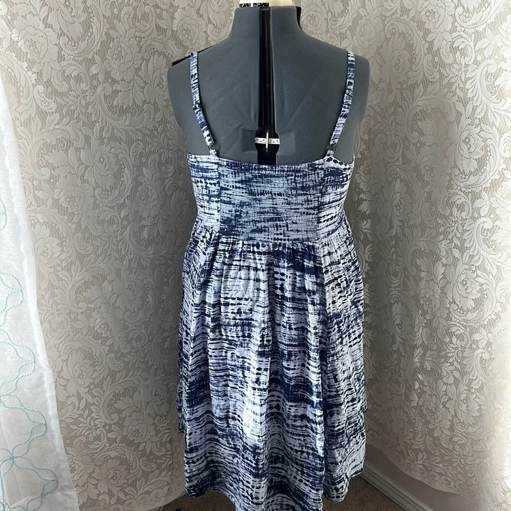 ❌SOLD❌Torrid Multicolor Blue Dress with pockets! - Picture 7 of 8